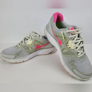 NIKE Women's Lunarlon Running Shoes